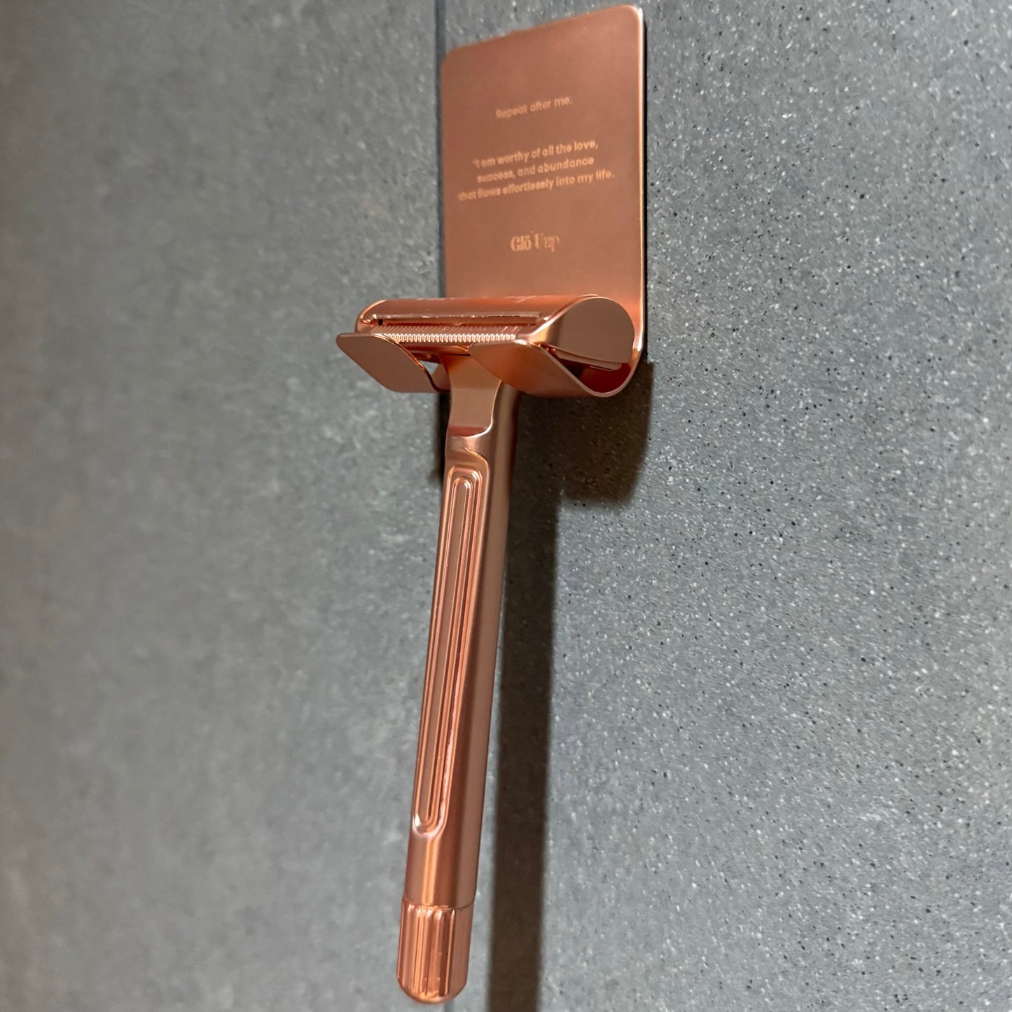 GlöUup™ Shower Razor Holder